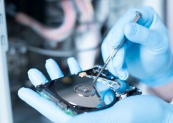 El hombre que volcó un disco duro que contenía $ 381 millones de BTC obtiene respaldo de fondos de cobertura para recuperar el disco duro